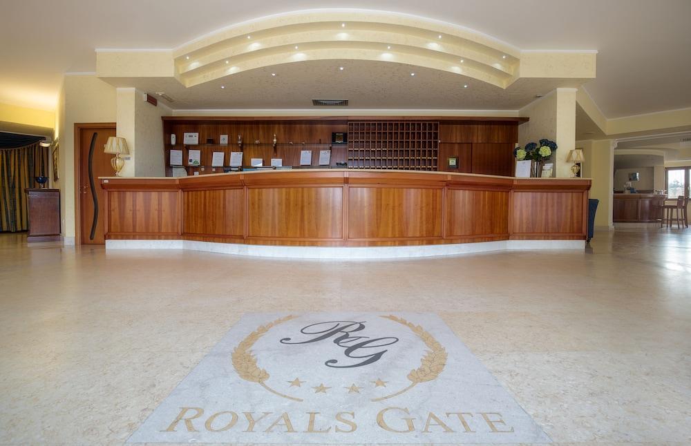 Royals Gate Hotel Rodi Garganico Exterior foto