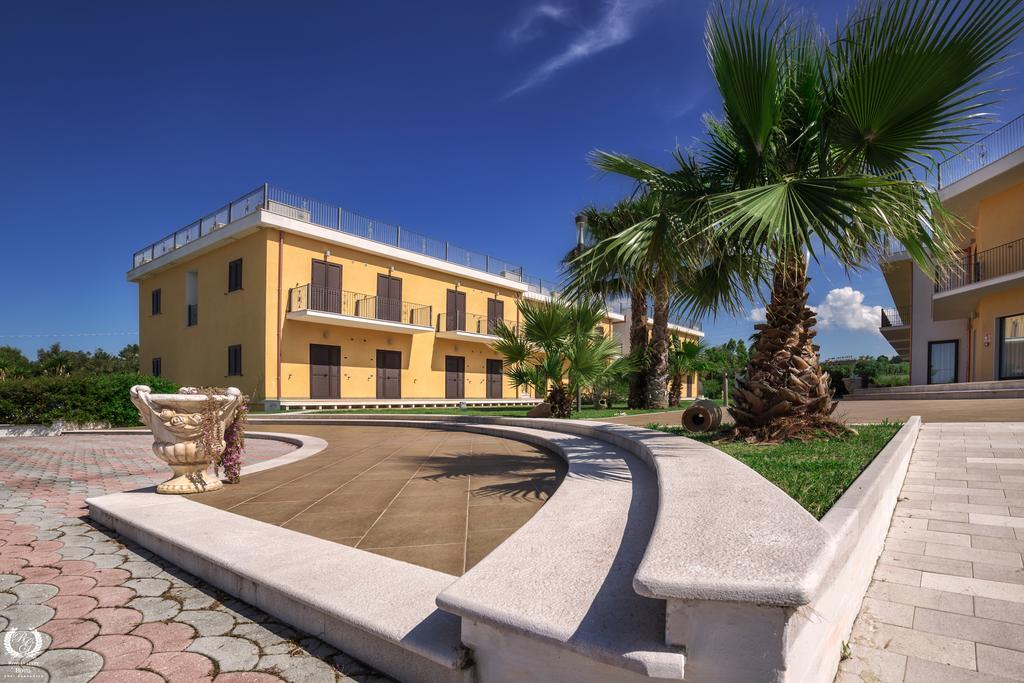 Royals Gate Hotel Rodi Garganico Exterior foto